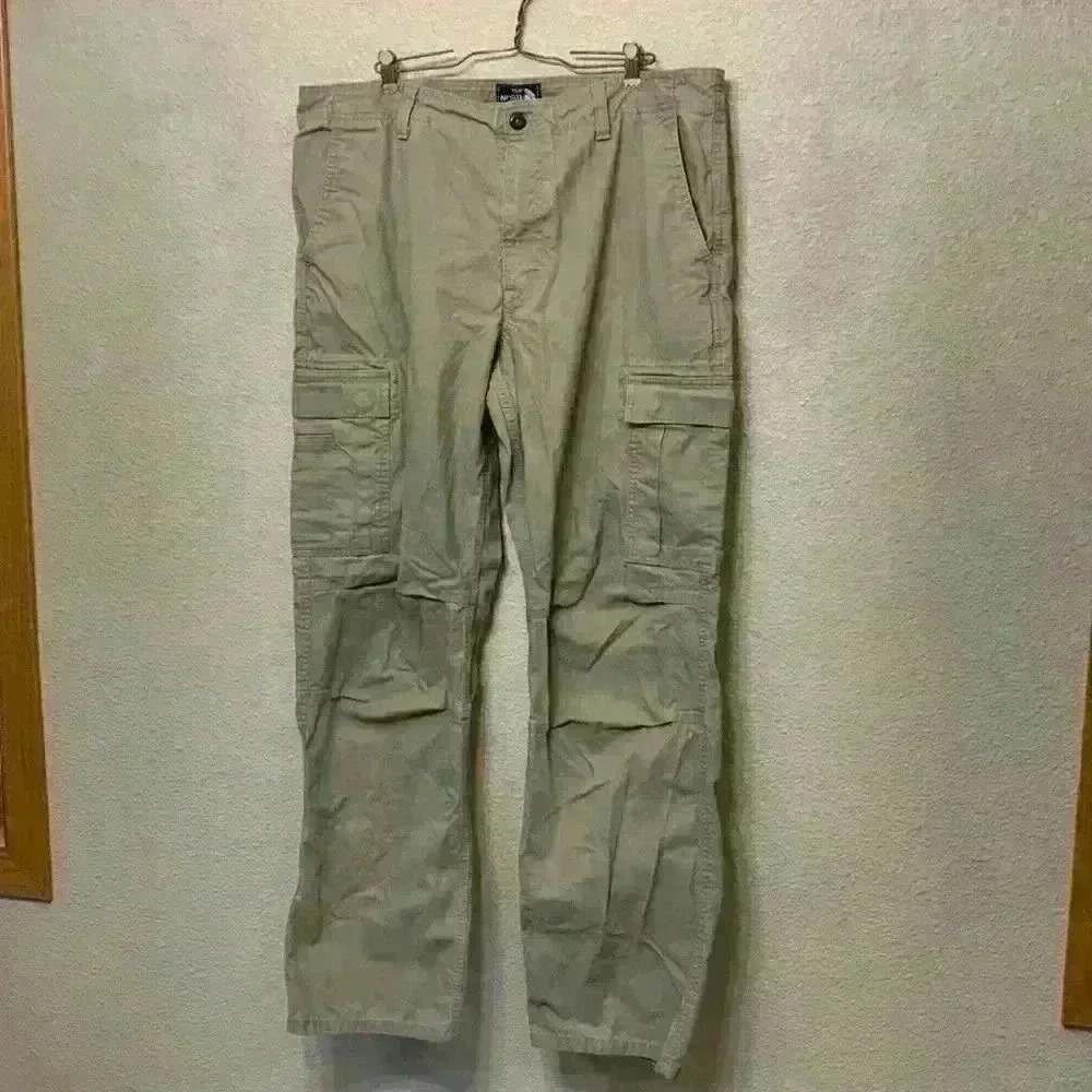 The North Face men’s cargo pant 38 X 32 work pant casual blue collar *flaw